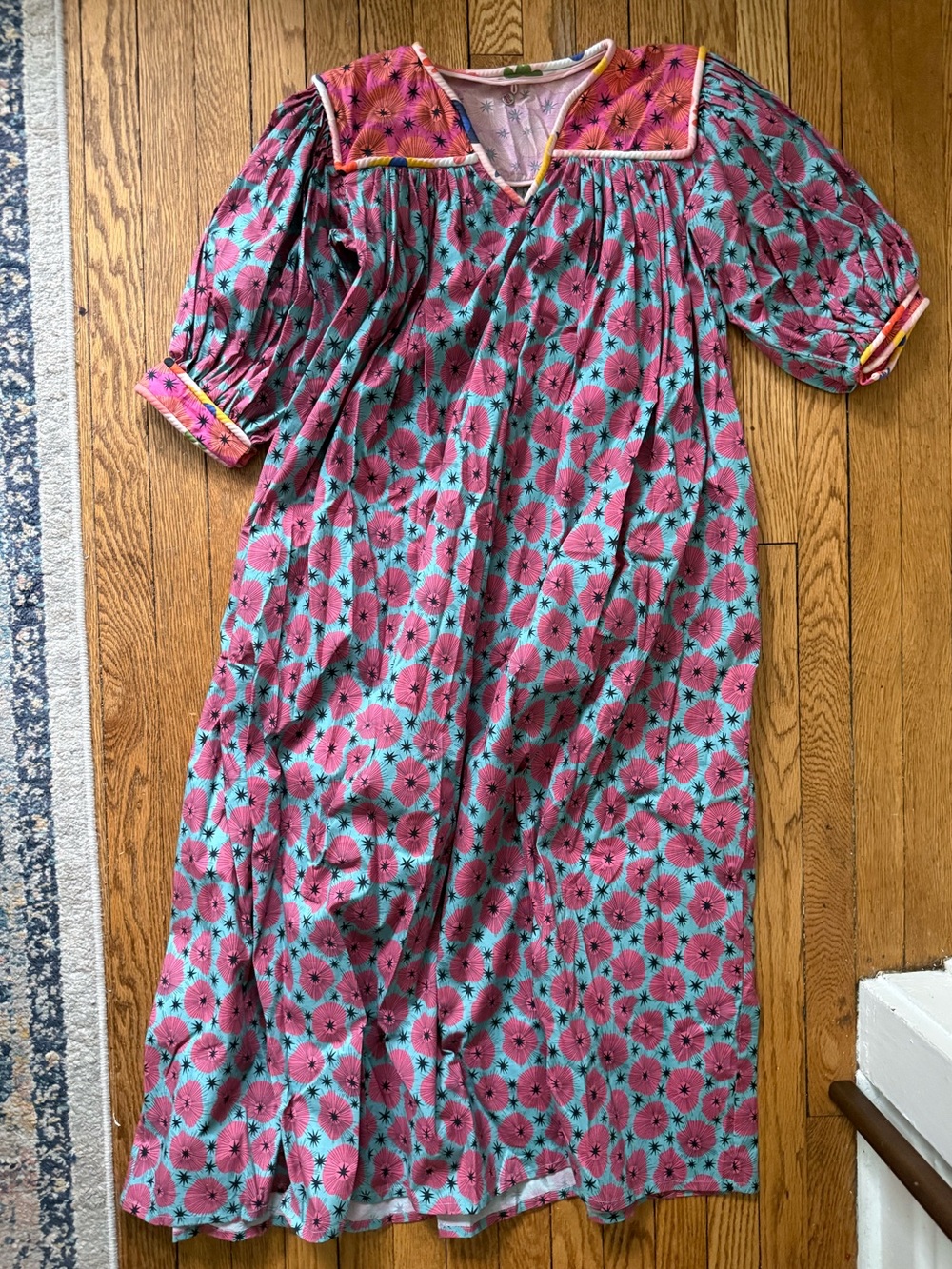 CeliaB Pink Floral Maxi Dress - Size Small